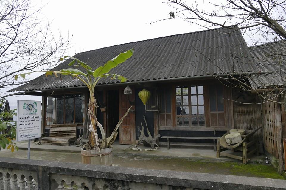 Luckydaisy's Bamboo bar and restaurant - Sapa Vietnam