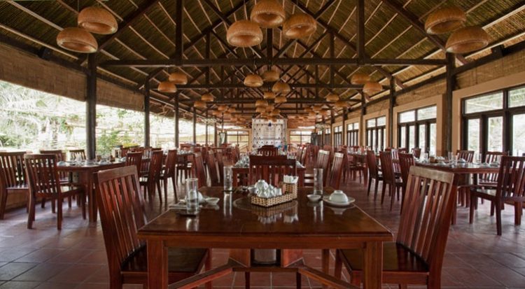 longson muine restaurant beach club - Mui Ne Vietnam 