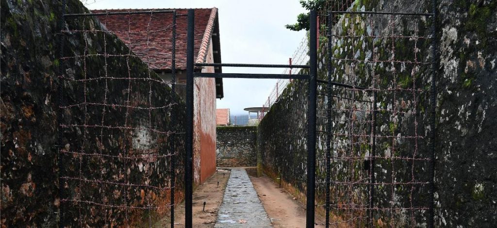 con dao prison