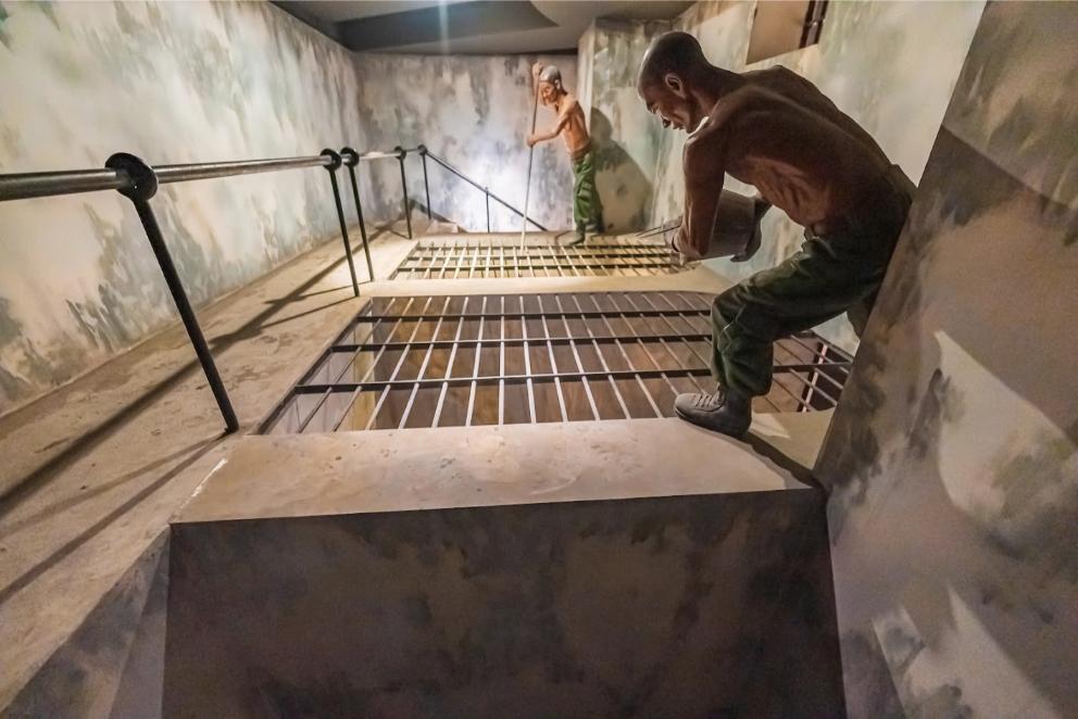 con dao prison