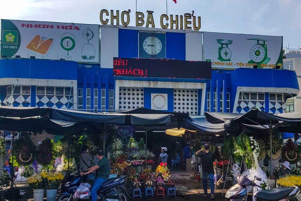 famous markets in ho chi minh