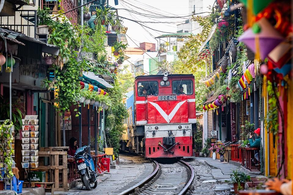 fun things to do in hanoi, famous places in hanoi