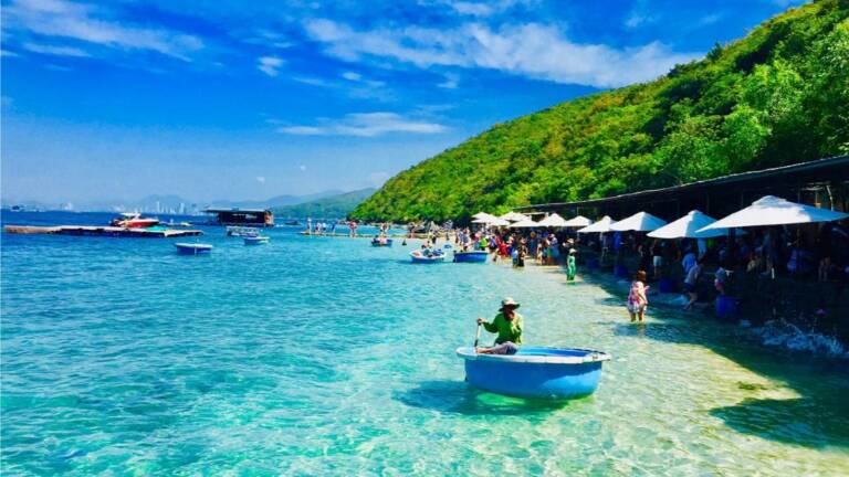 things-to-do-in-nha-trang-vietnam-1-1