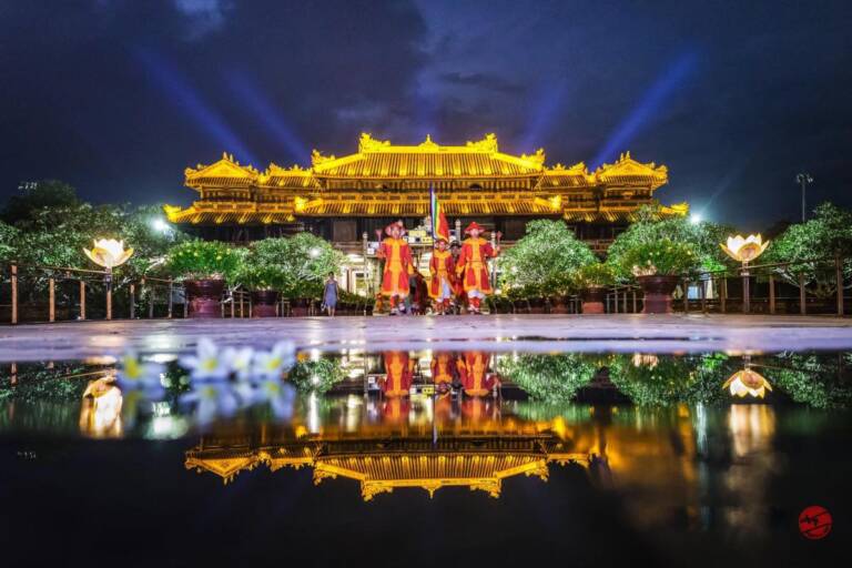 nightlife-in-hue-vietnam-4-1
