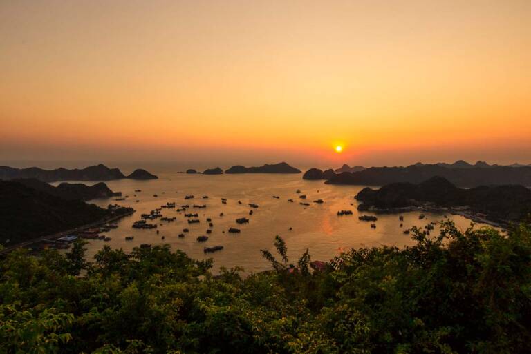 sunset-cannon-fort-cat-ba