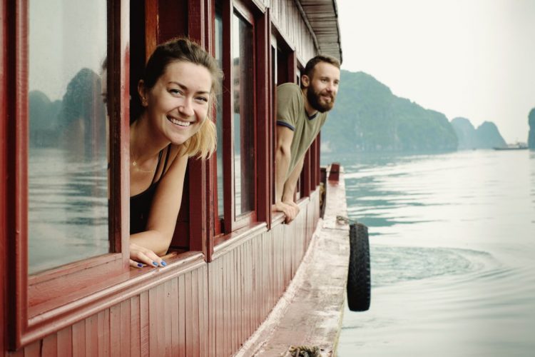 EXOTISCHE FLITTERWOCHEN MIT VIETNAM- UND KAMBODSCHA-REISEPAKETEN, Ninh Binh, Ninh Binh zur Ha Long Bucht