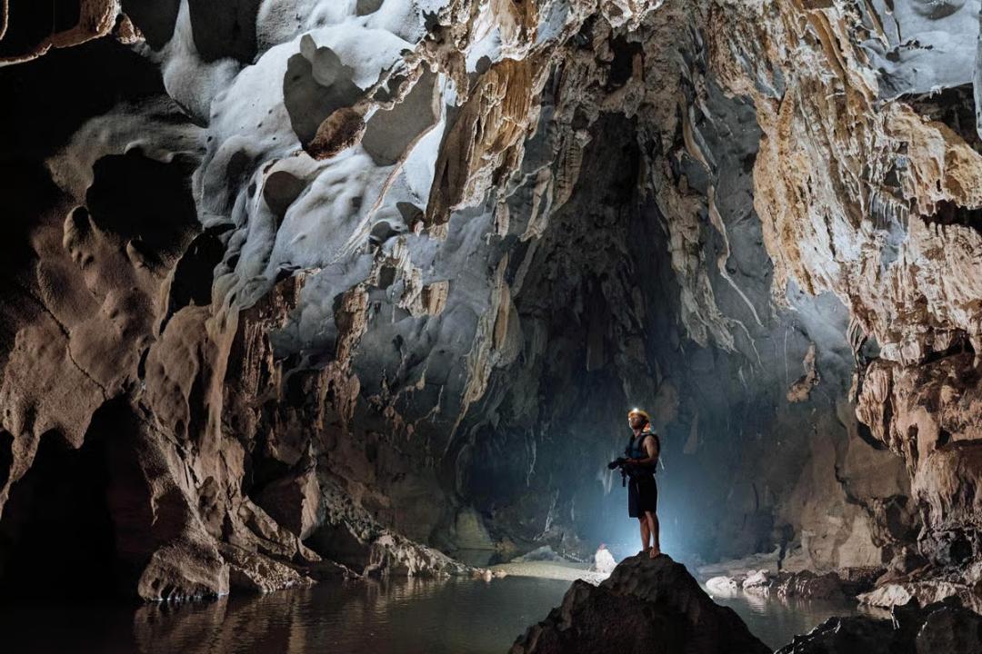 dark cave phong nha