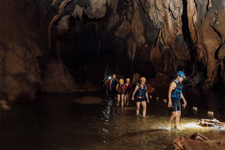 dark-cave-phong-nha-6