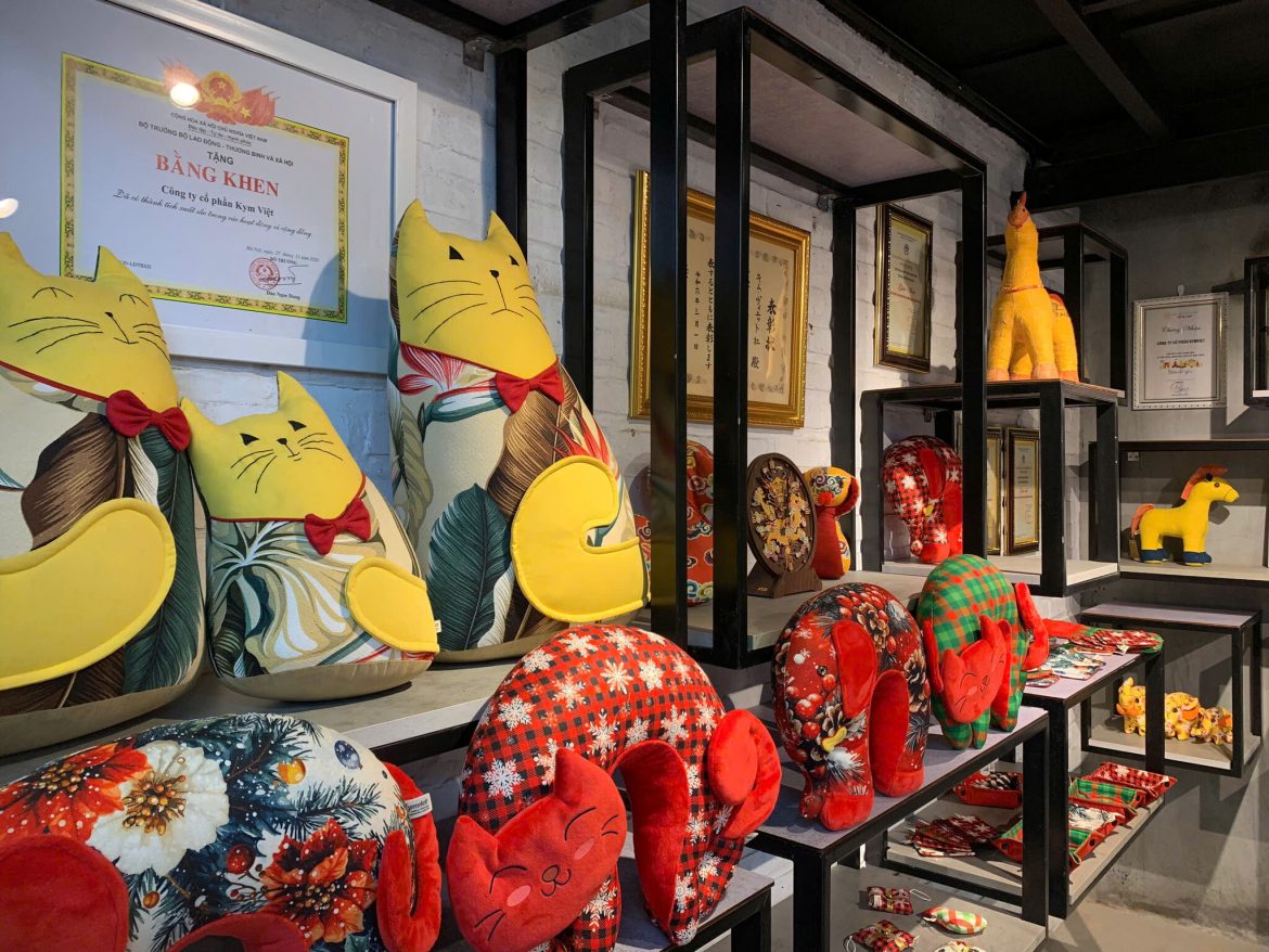 Vietnamesisches Kunsthandwerksgeschenk bei Kym Viet